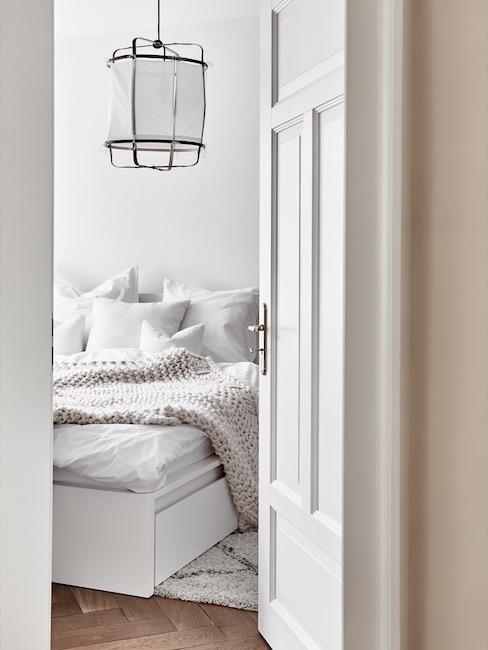 Tips for bedroom lighting - Functional lighting
